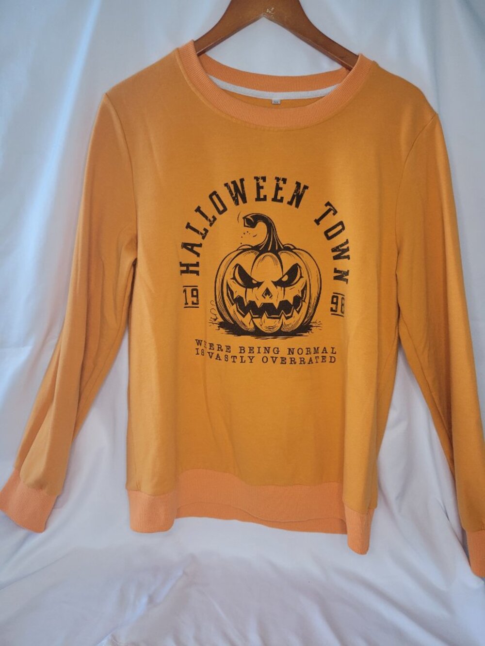 Adult Unisex Halloween Town Pumpkin Graphic Orange Sweatshirt Size Medium